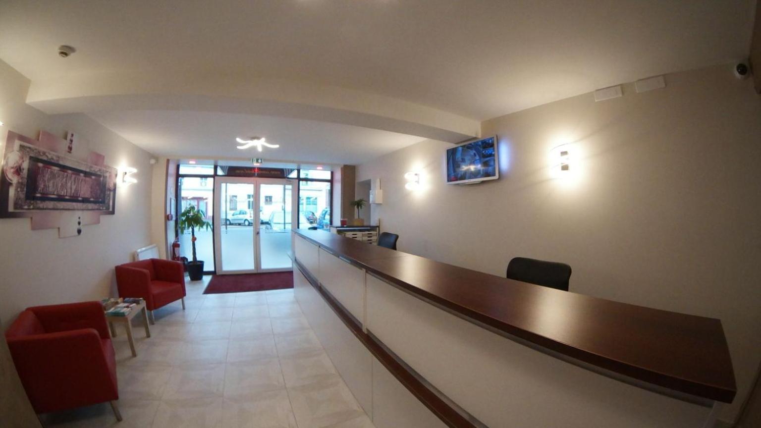 Nevers Hotel Exterior foto