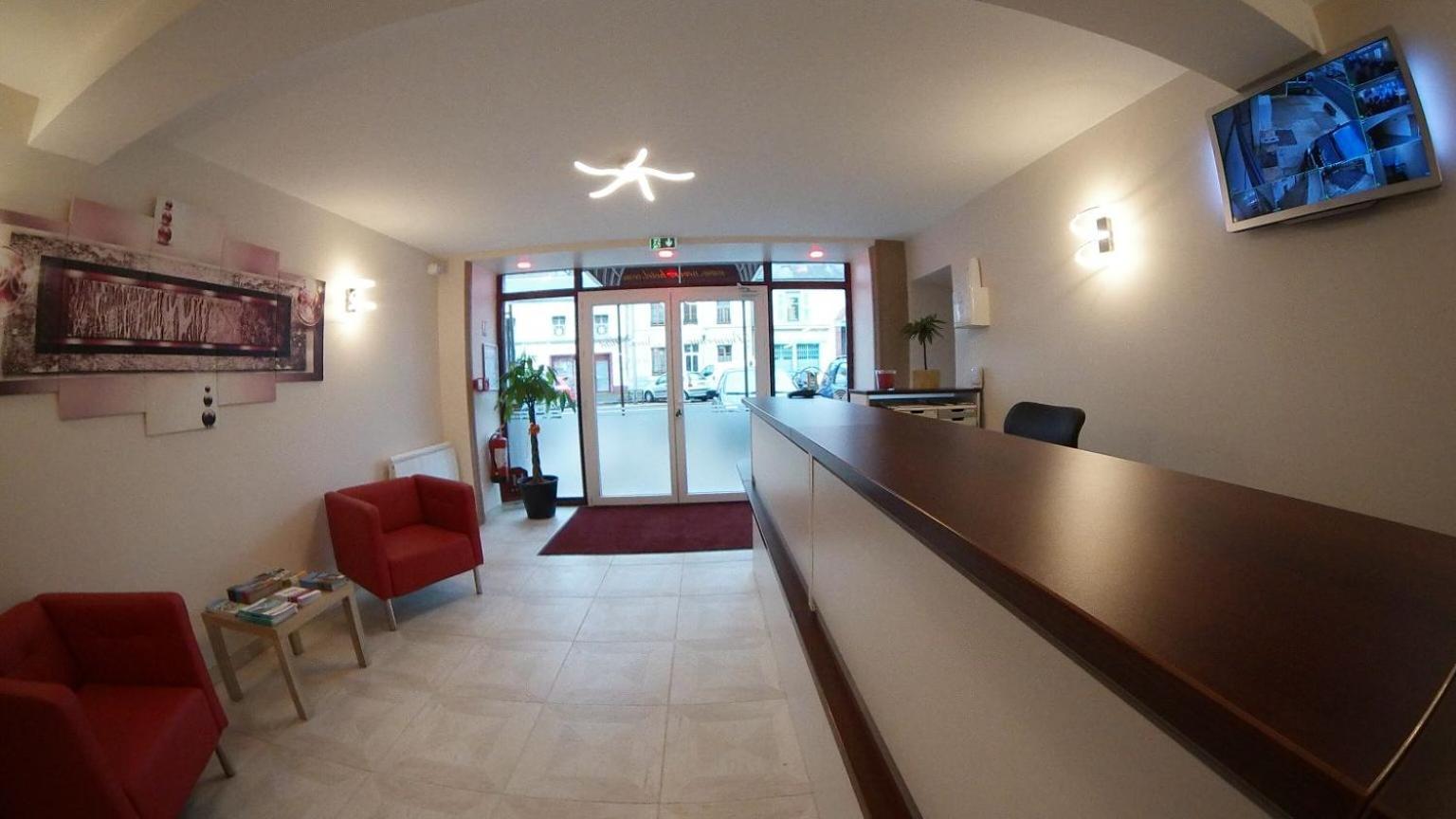 Nevers Hotel Exterior foto
