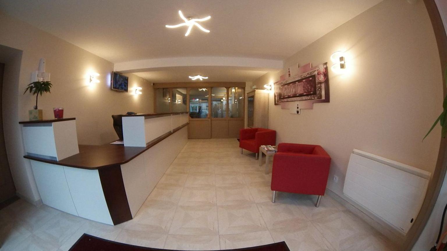 Nevers Hotel Exterior foto